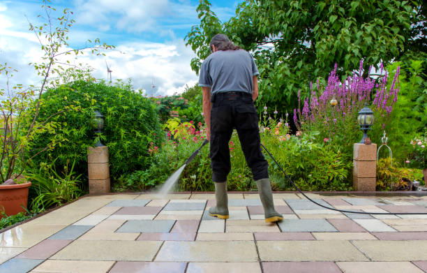 Best Sidewalk and Walkway Cleaning  in Noyack, NY